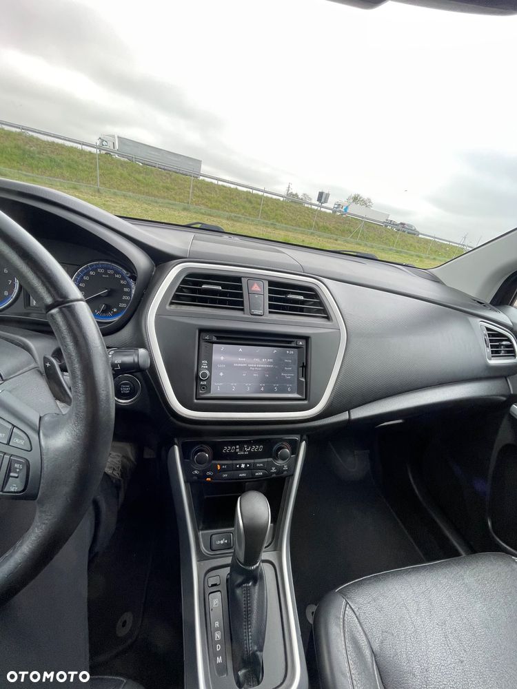 Suzuki SX4 S-Cross 1.6 VVT CVT 4x2 Comfort+ - 15