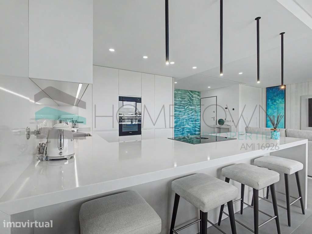Apartamento T2 com acesso privado ao rooftop - Perto do mar, quarteira - Grande imagem: 3/27
