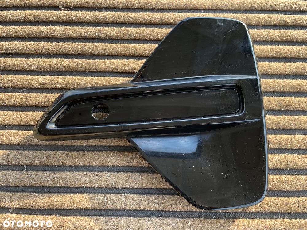 ATRAPA ZAŚLEPKA ZDERZAKA PRZEDNIEGO  VOLVO  XC-40 32347389 PRAWA - 1