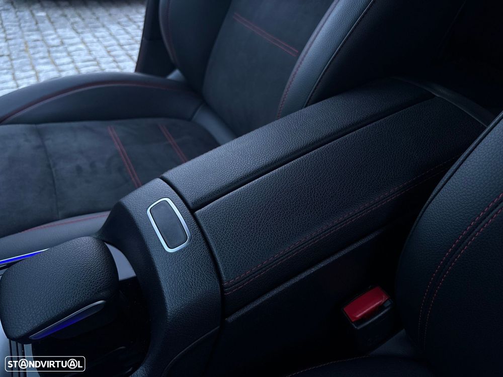 Mercedes-Benz B 250 e AMG Line - 20