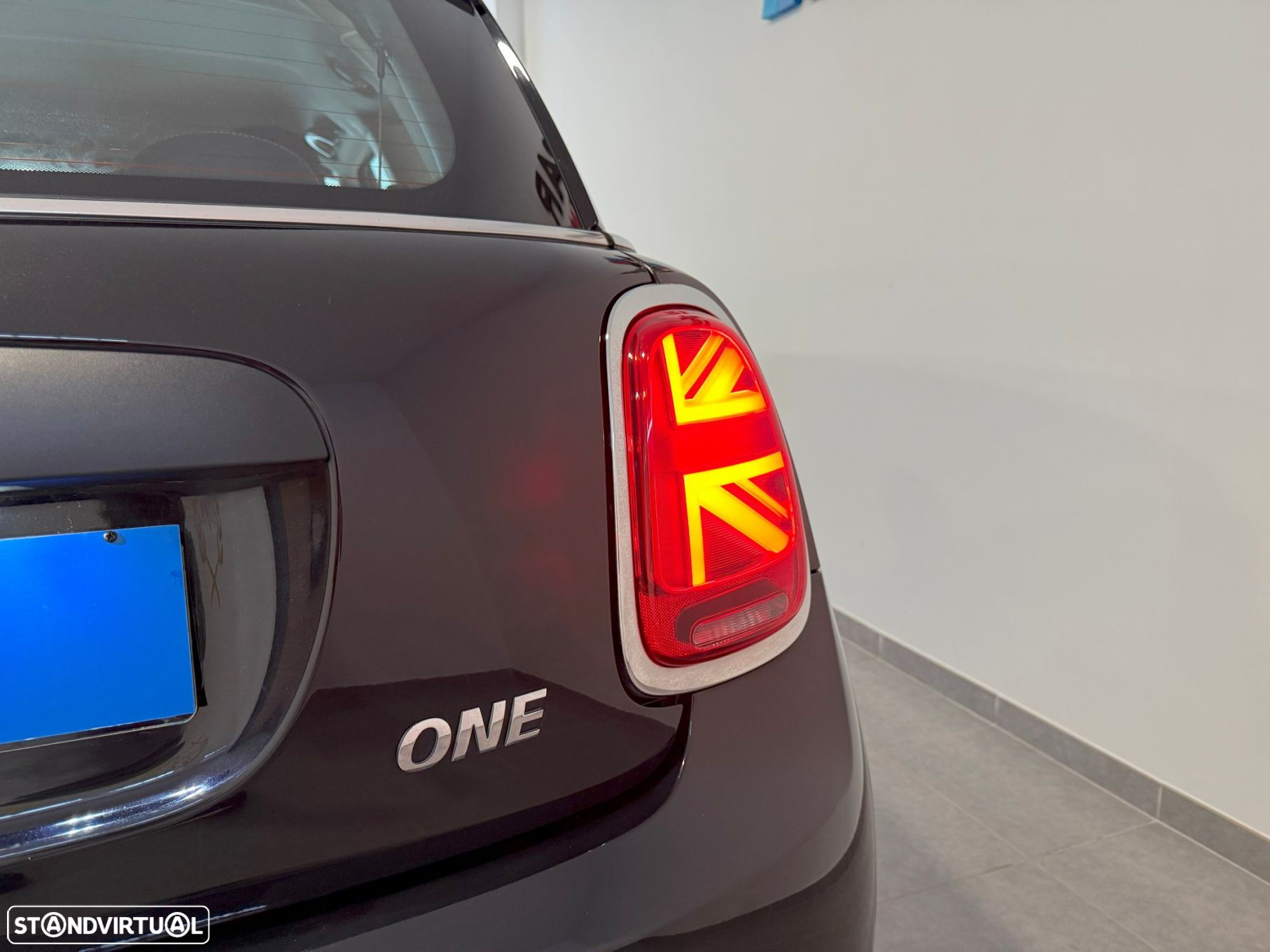 MINI 3 Portas One Sport Edition - 6