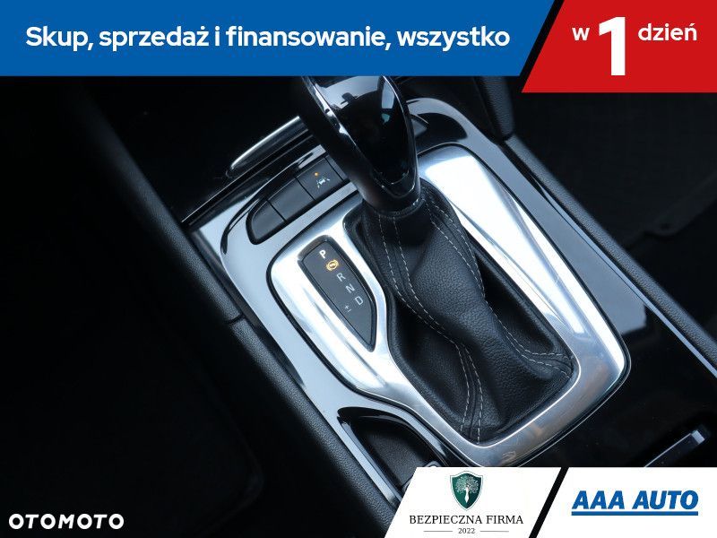 Opel Insignia - 18
