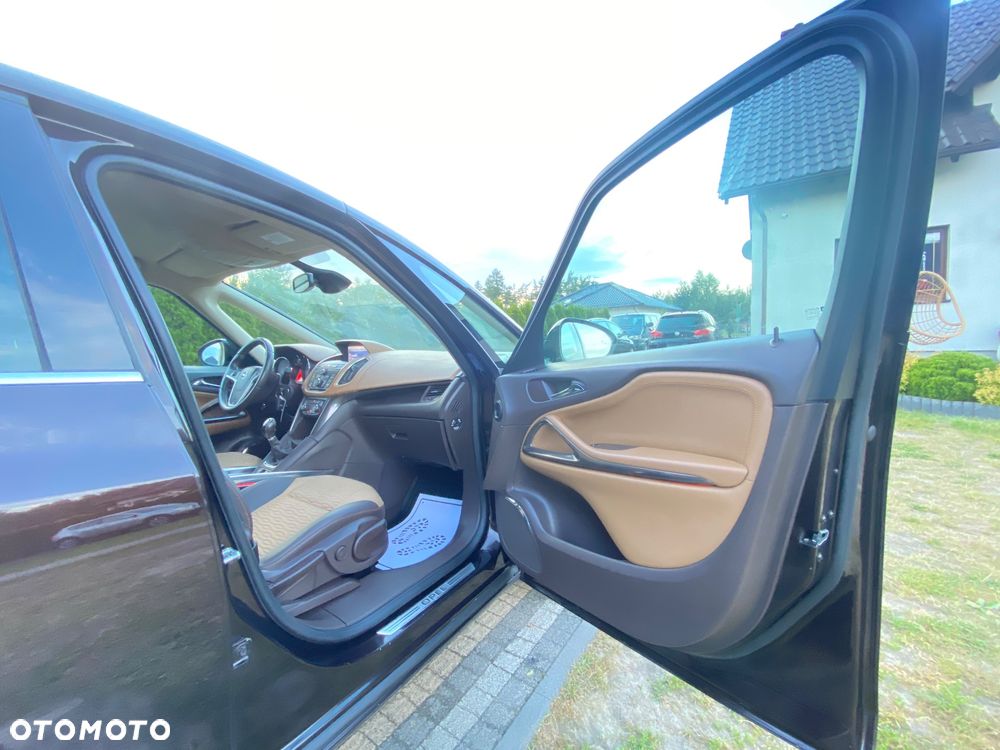 Opel Zafira Tourer 2.0 CDTI Innovation - 36