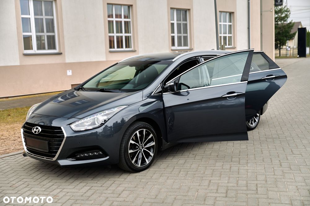Hyundai i40 Kombi 1.7 CRDi DCT Premium - 16