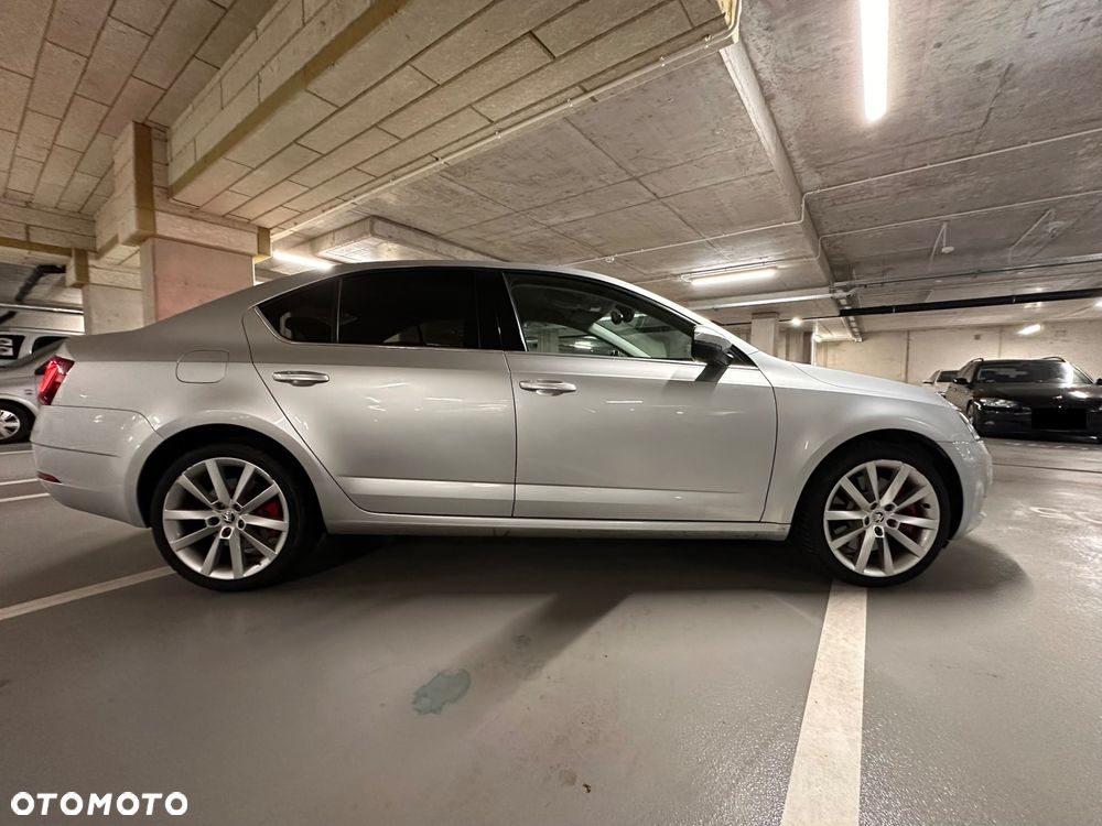 Skoda Octavia 2.0 TSI Style DSG - 4