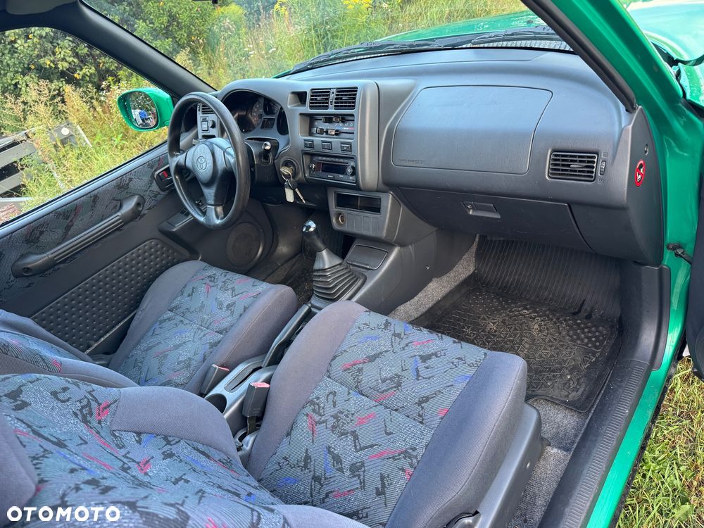 Toyota RAV4 2.0 Special - 5