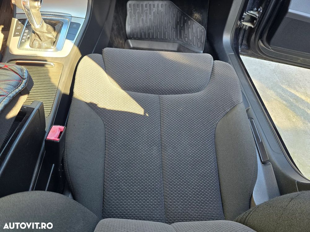 Volkswagen Passat 2.0 TDI DSG Comfortline - 10