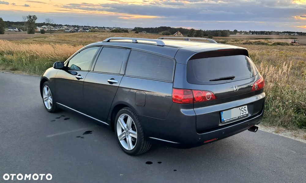 Honda Accord Tourer 2.0 i Automatik Sport - 3