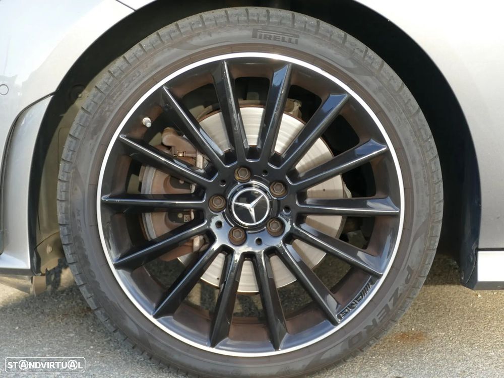 Mercedes-Benz CLA 250 e - 5