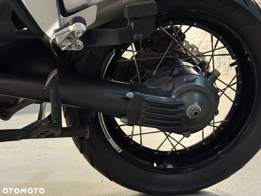 Yamaha XTZ - 26
