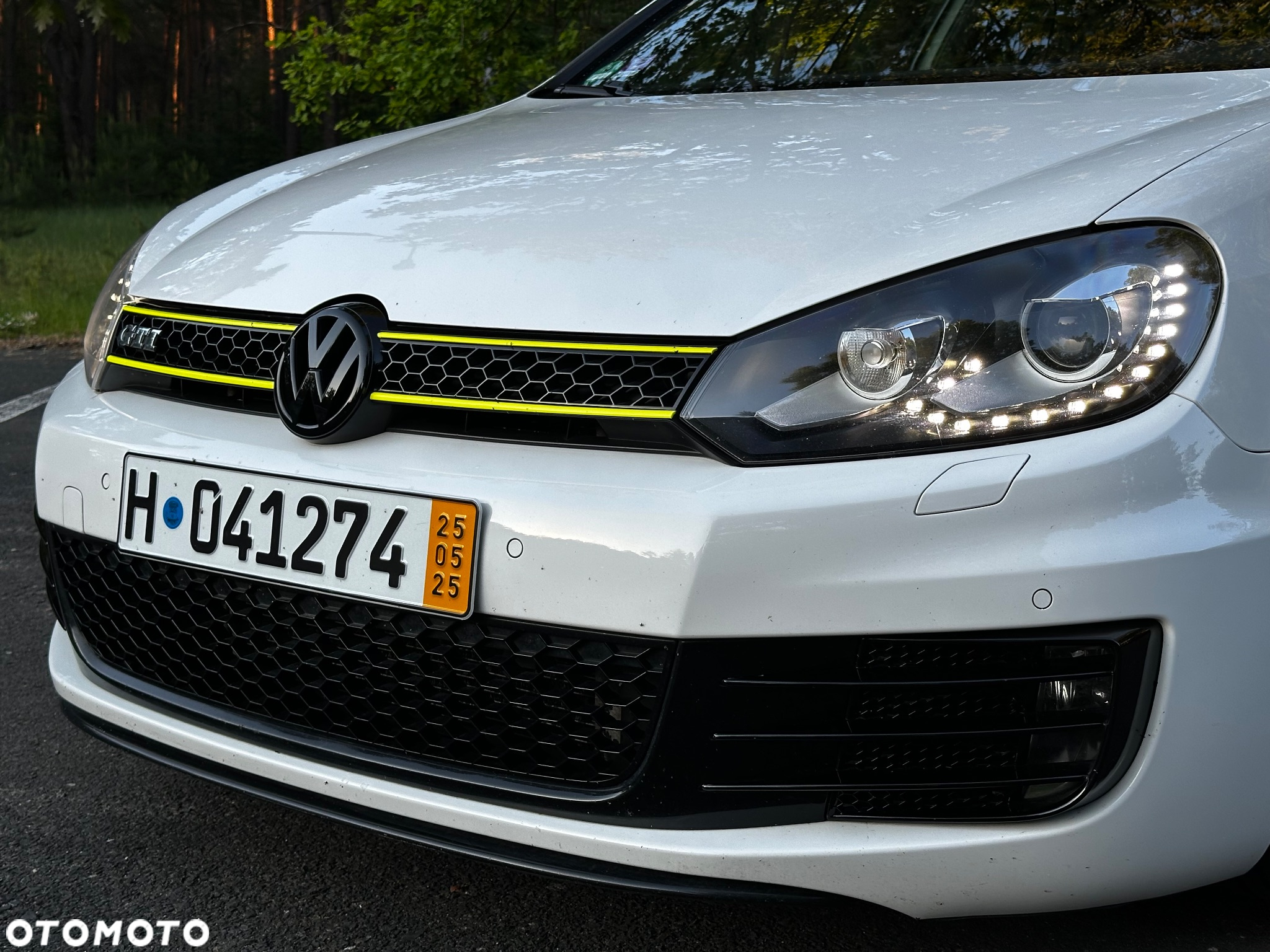 Volkswagen Golf - 8