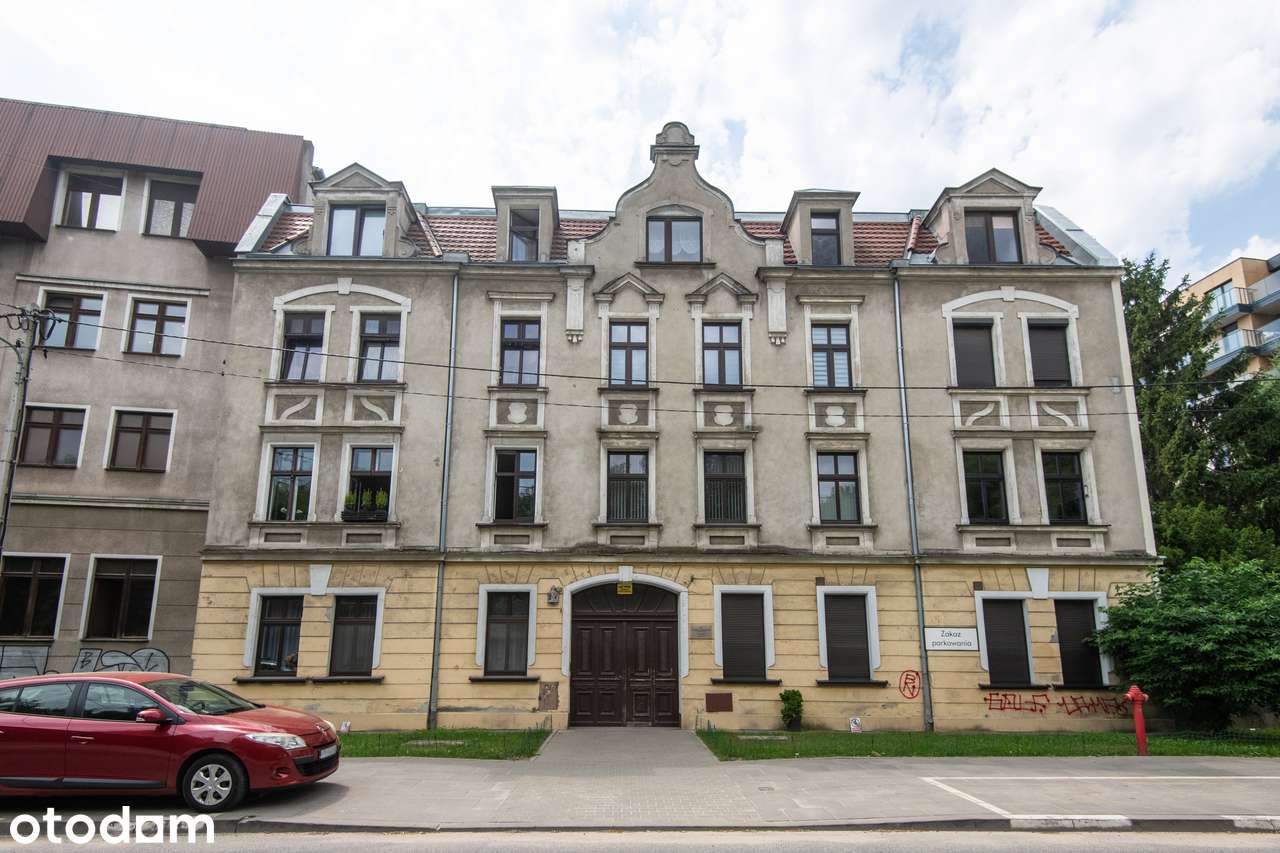 Mieszkanie z antresolą po generalnym remoncie Jeżyce / Sołacz