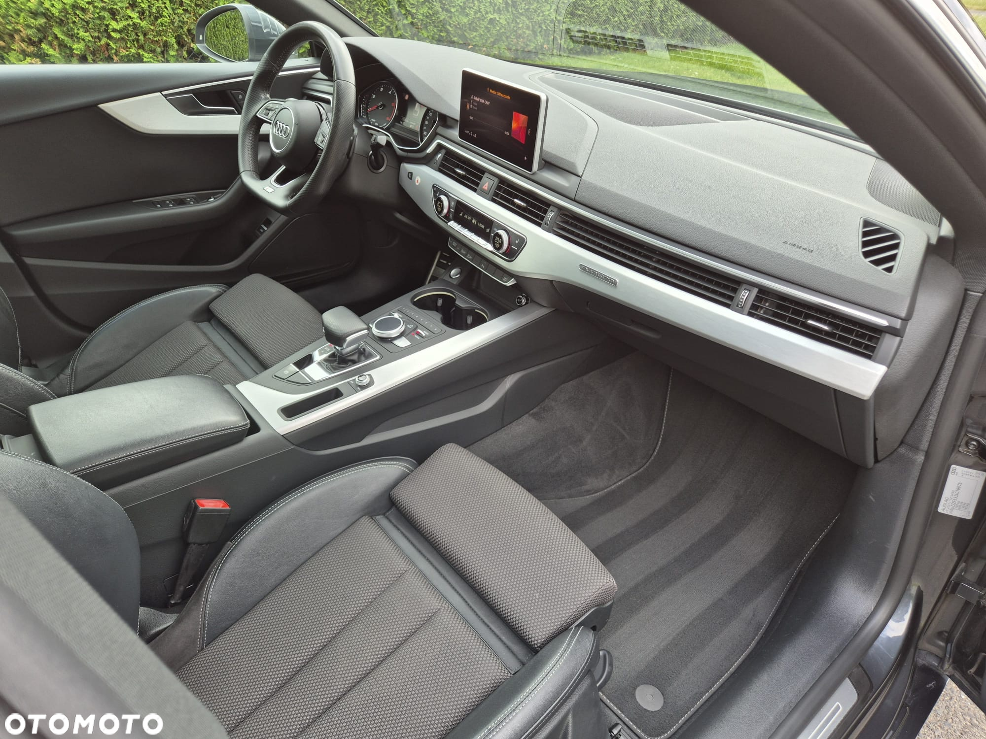 Audi A5 2.0 TDI Quattro S tronic - 29