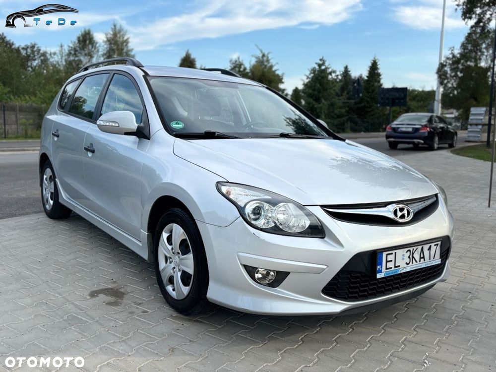 Hyundai i30 1.6 CRDi Comfort EU5 - 4