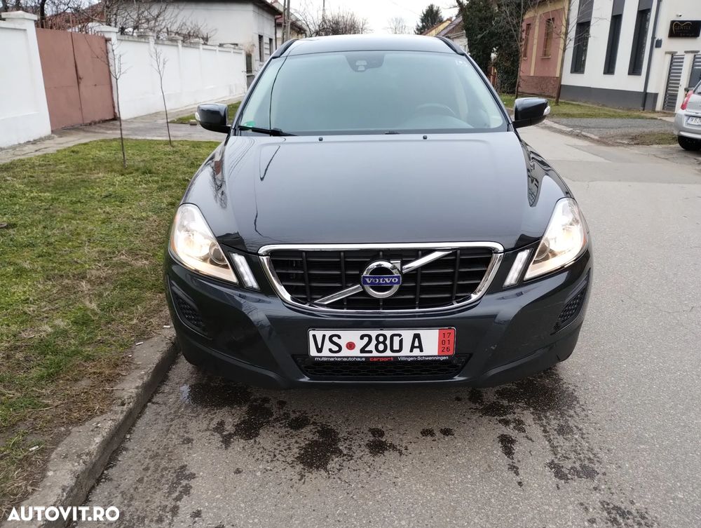 Volvo XC 60 DRIVe R Design - 1