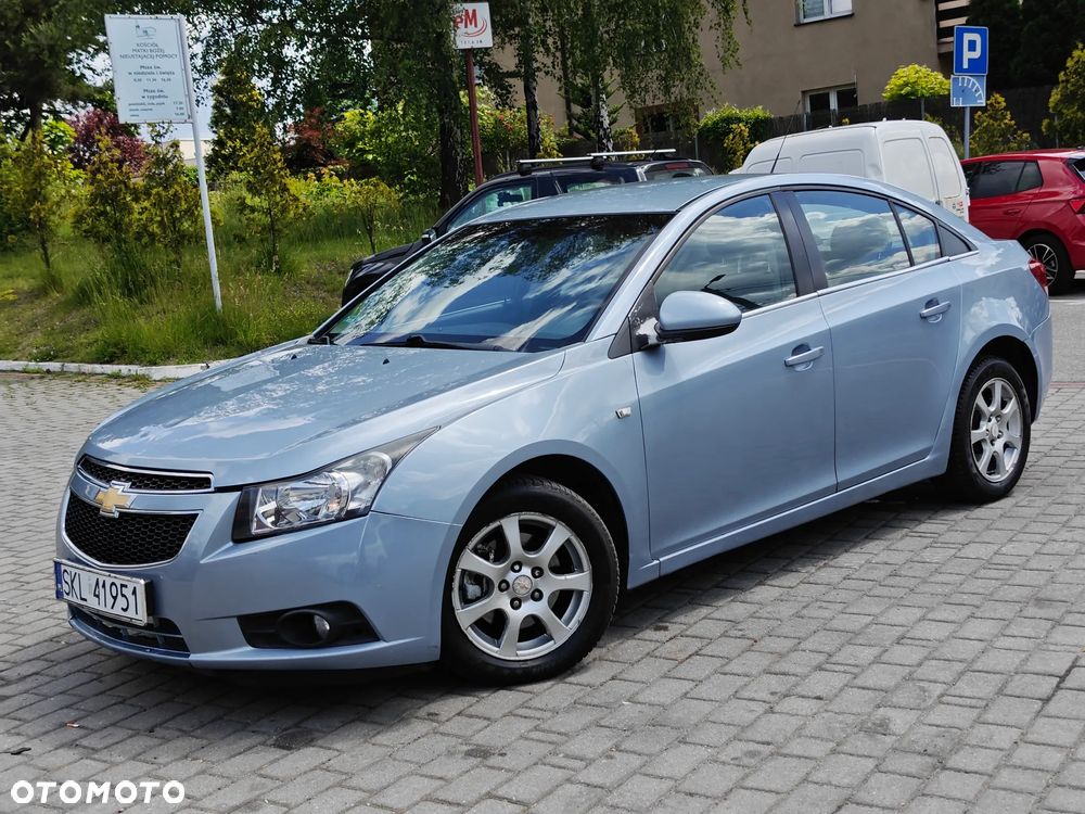 Chevrolet Cruze 2.0 LS - 4