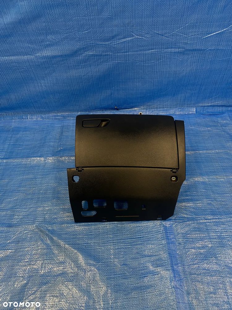 SCHOWEK PASAŻERA AUDI A3 8V CZARNY ORYGINAŁ EUROPA - 7