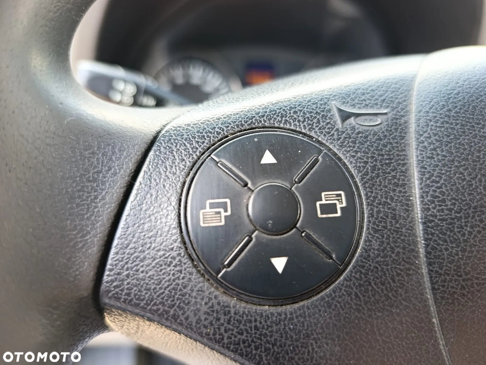 Mercedes-Benz SPRINTER - 17