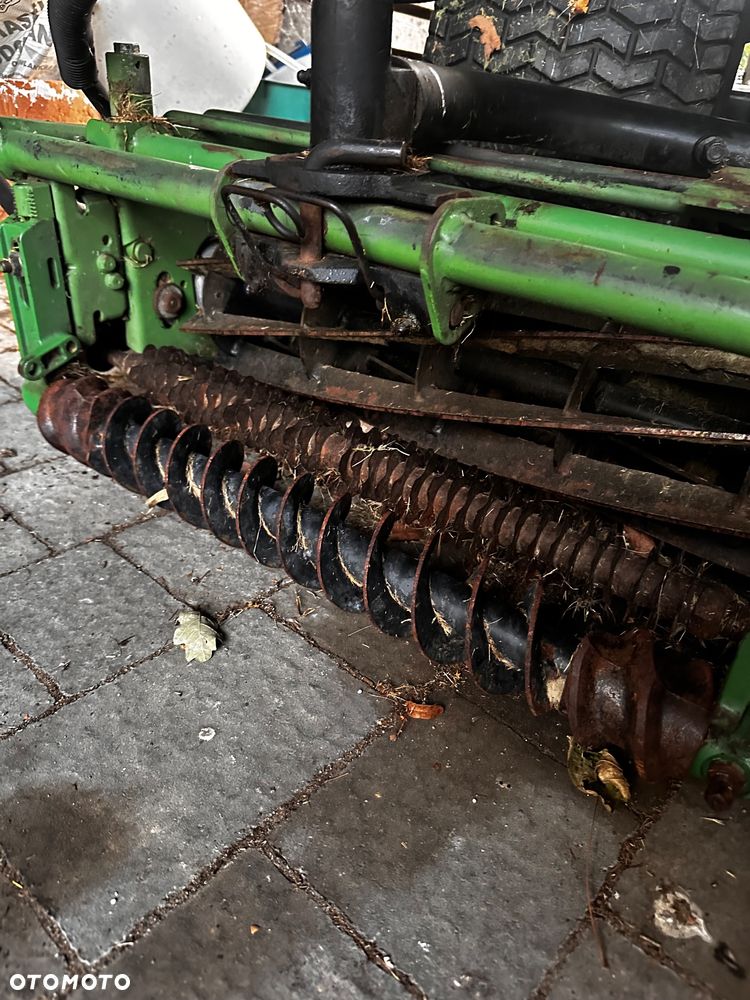 John Deere 3235c - 10