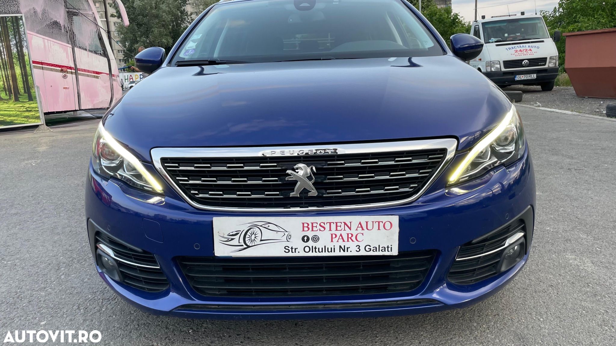 Peugeot 308 1.2 L PureTech Turbo S&S EAT8 Allure Pack - 1