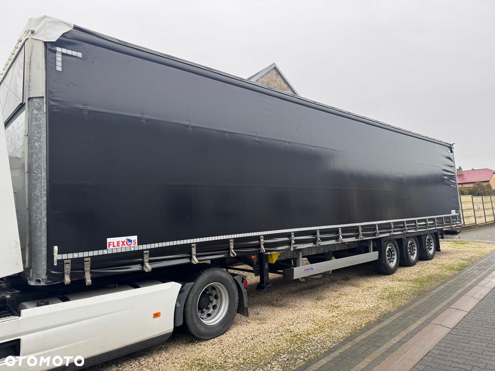 Schmitz Cargobull SCHMITZ CARGOBULL VARIOS- naczepa typu standard lub mega