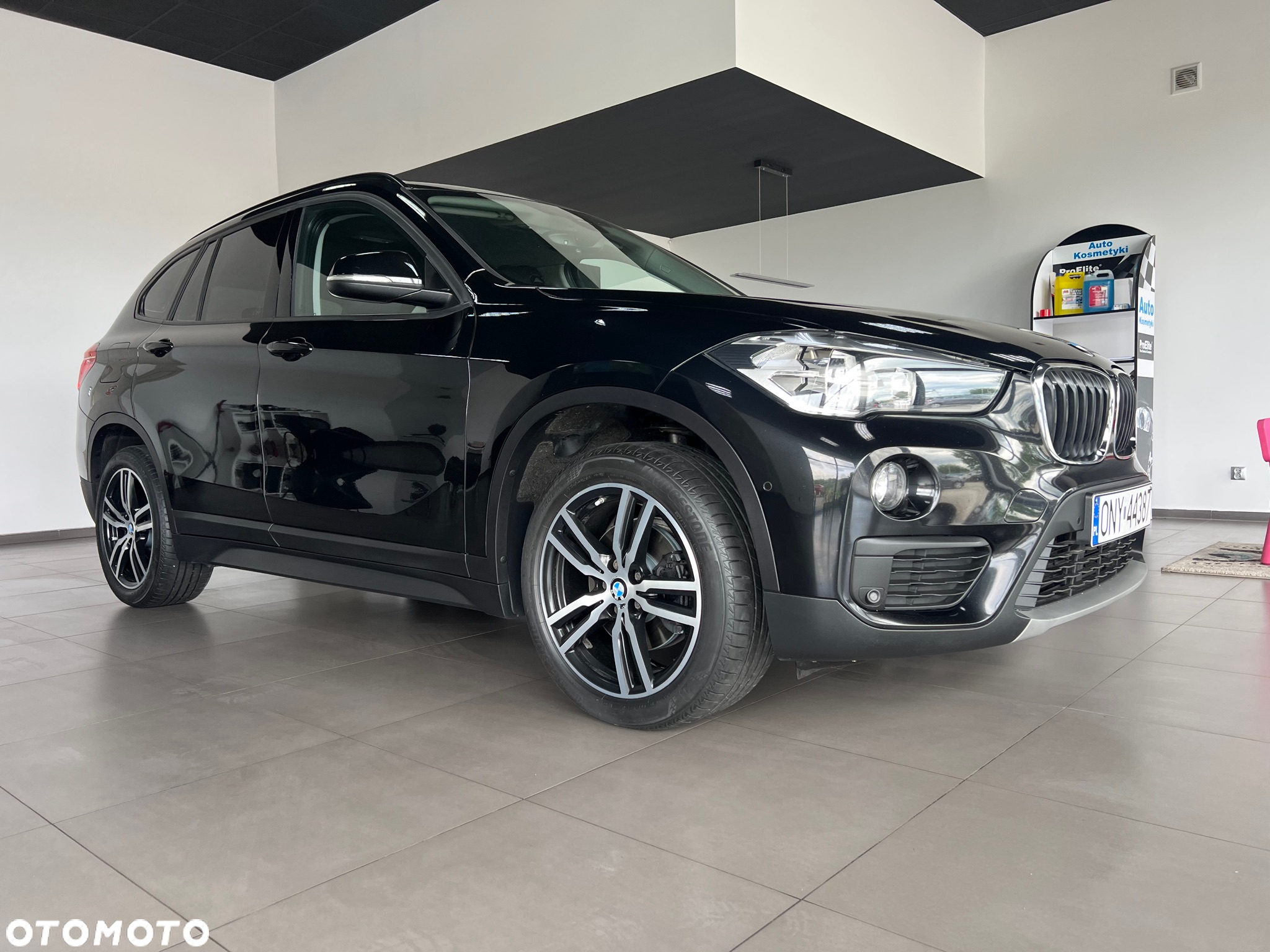 BMW X1 - 8