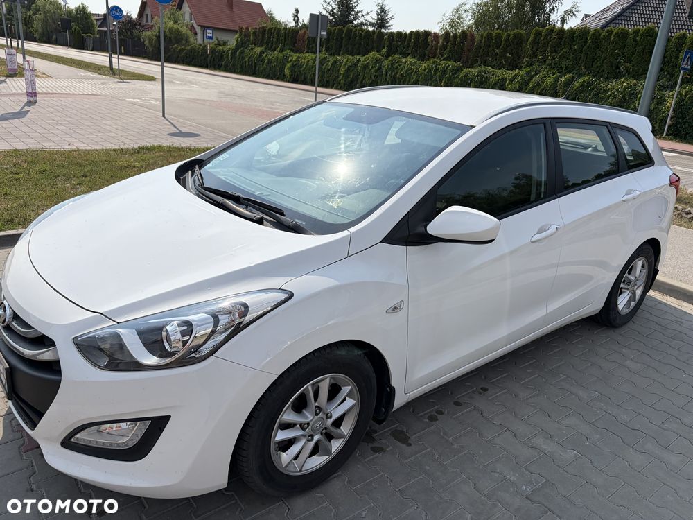 Hyundai i30 1.6 CRDi Classic + - 9