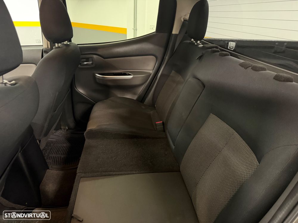 Mitsubishi L200 2.4 DI-D CD Intense Sport Space Cab Strakar 4WD - 16