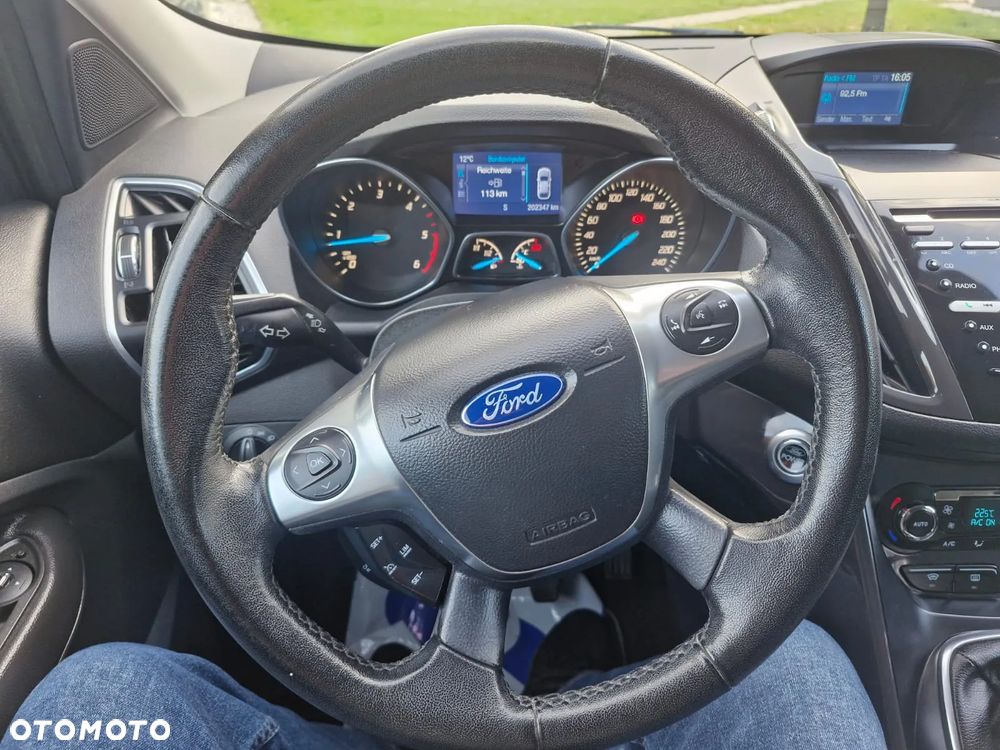 Ford Kuga 2.0 TDCi 4x4 Titanium - 9