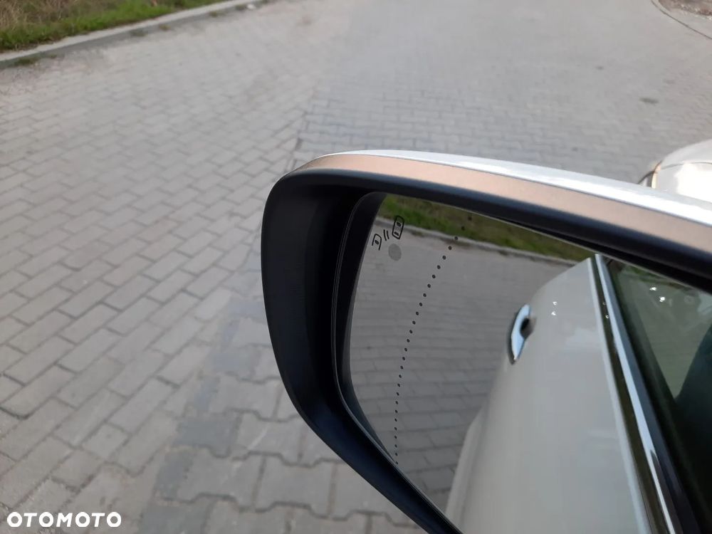 Renault Koleos 2.0 Blue dCi Initiale Paris 4x4 X-Tronic - 16