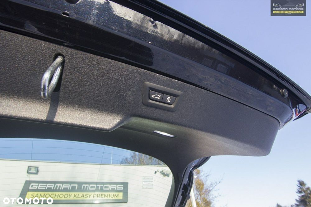 BMW X6 xDriveM50d - 32