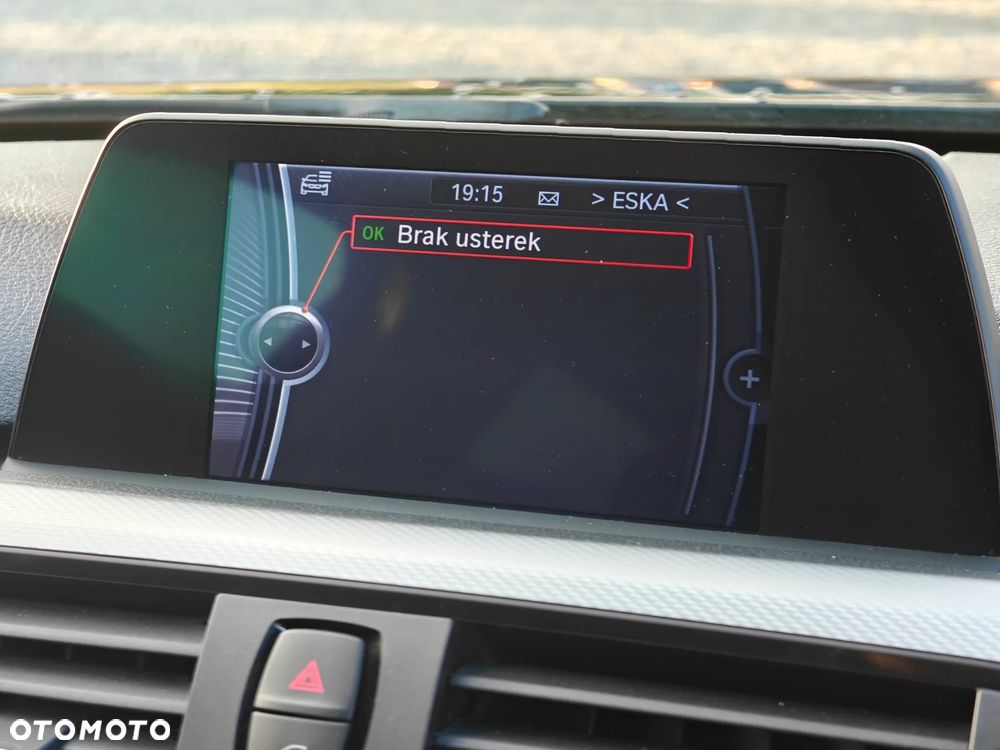 BMW Seria 3 318d M Sport EU6 - 26