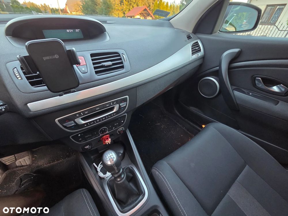 Renault Megane 1.6 16V 110 Dynamique - 3