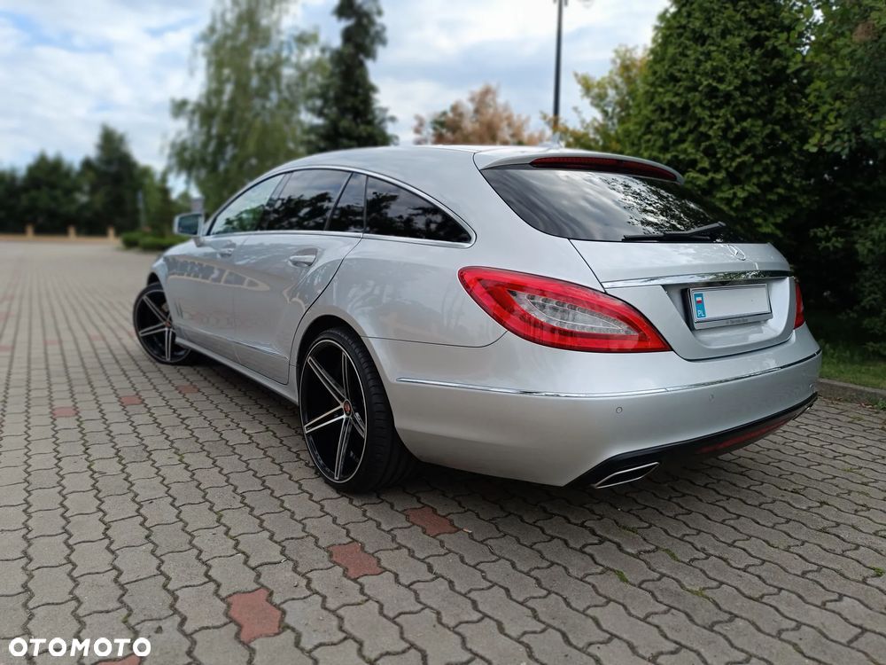 Mercedes-Benz CLS 350 CDI 4Matic 7G-TRONIC - 17