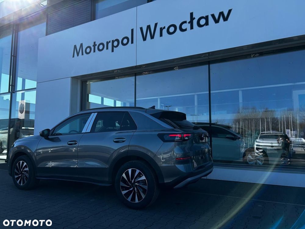 Volkswagen T-Roc - 3