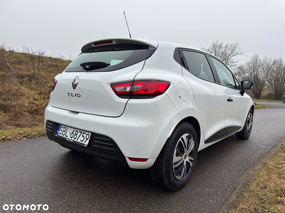 Renault Clio - 12