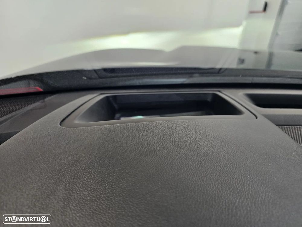 Kia Sorento 1.6 T-GDI PHEV AWD Aut. Platinum - 25