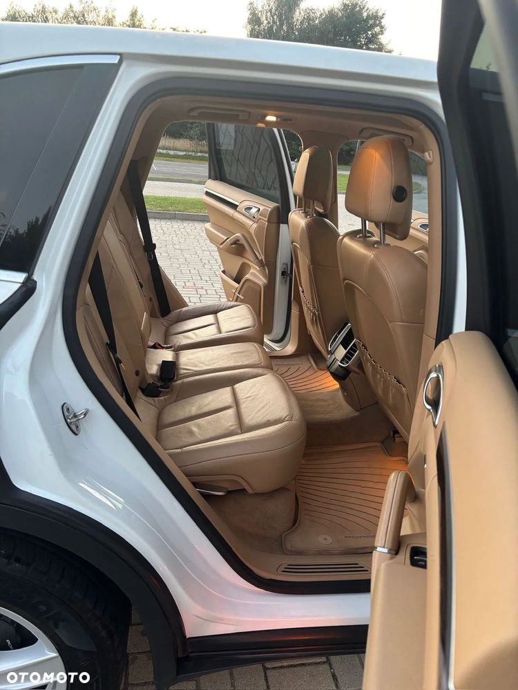 Porsche Cayenne Diesel - 10
