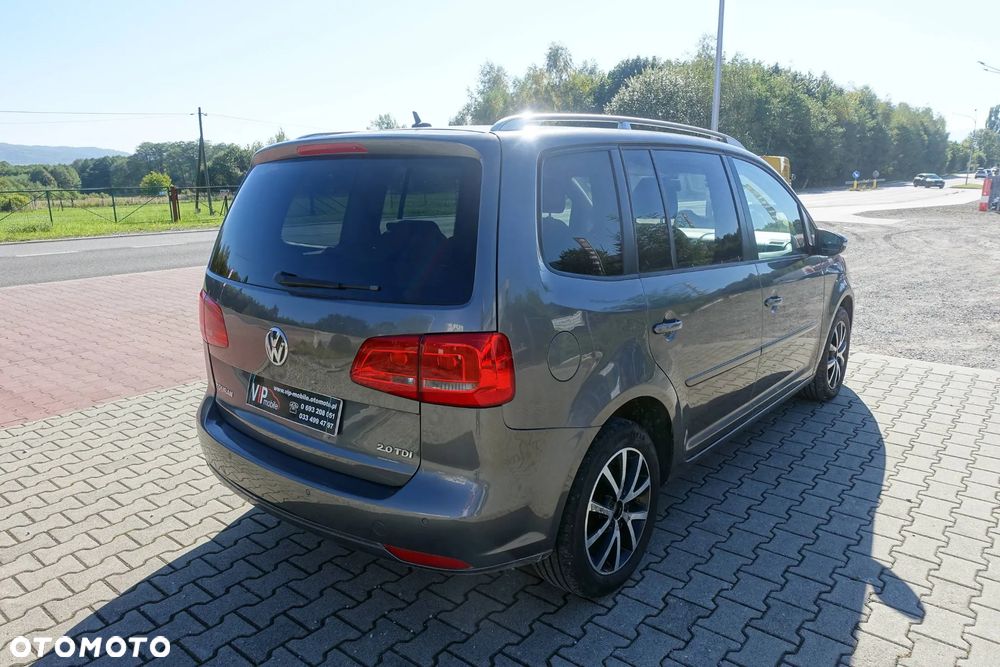 Volkswagen Touran 2.0 TDI DPF STYLE - 5