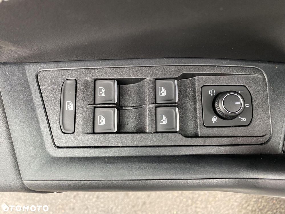 Volkswagen T-Roc 1.5 TSI Style DSG - 12