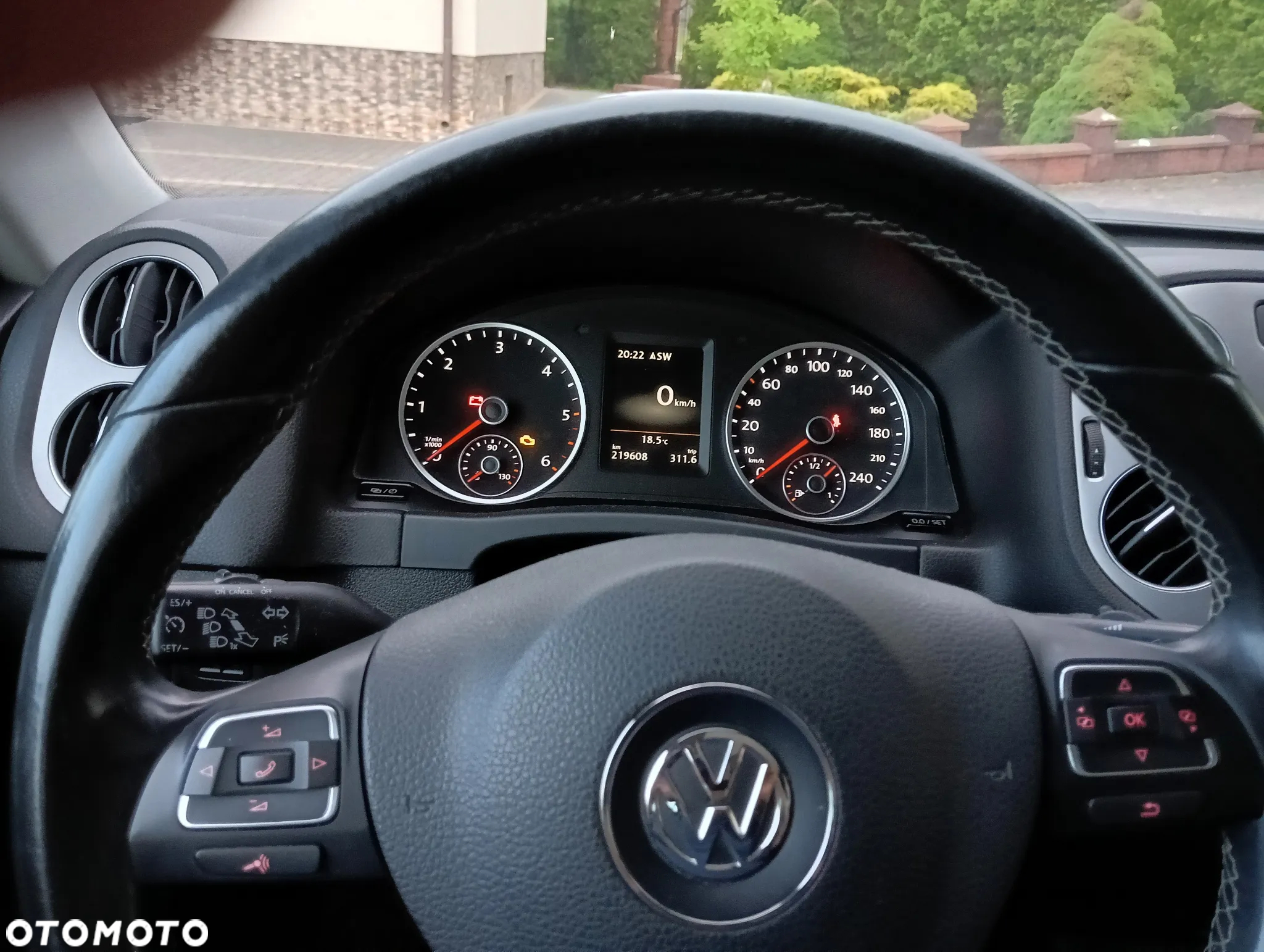 Volkswagen Tiguan - 16