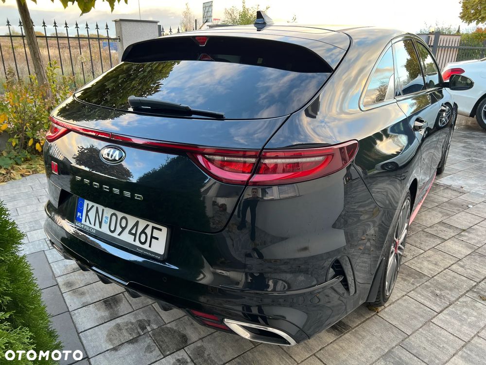Kia ProCeed 1.6 T-GDI GT DCT - 4