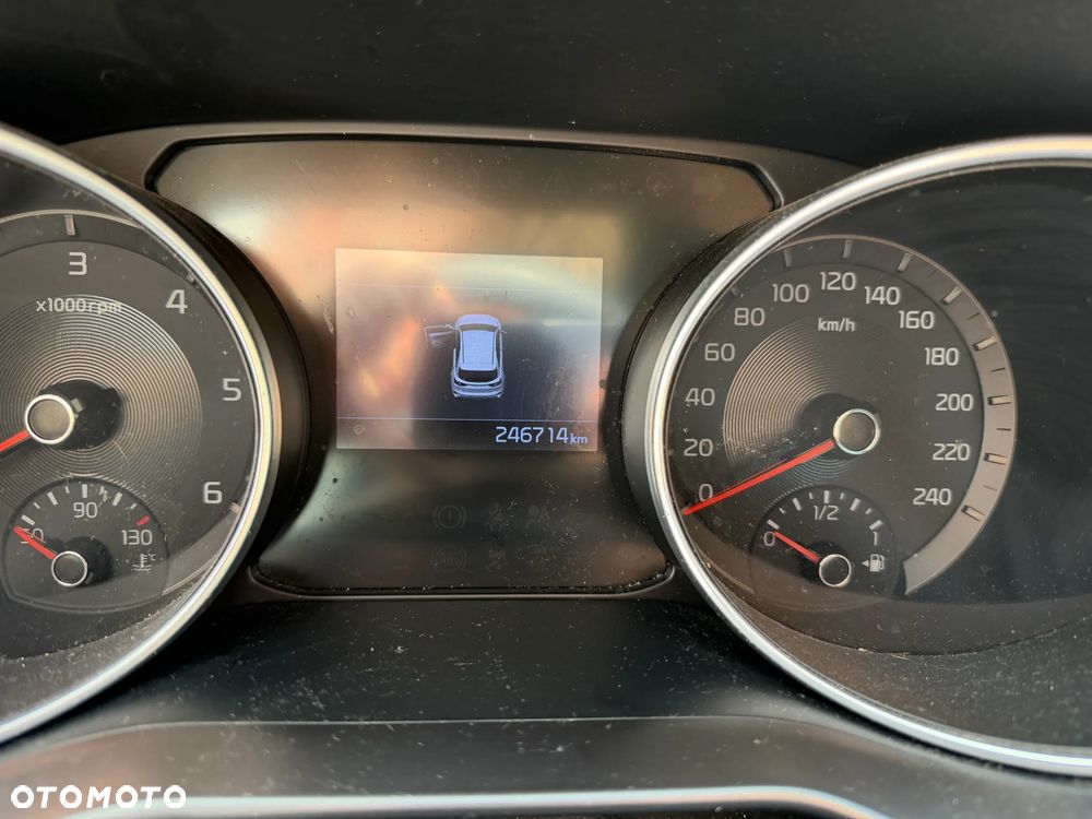 Kia Ceed 1.6 CRDi SCR S - 10