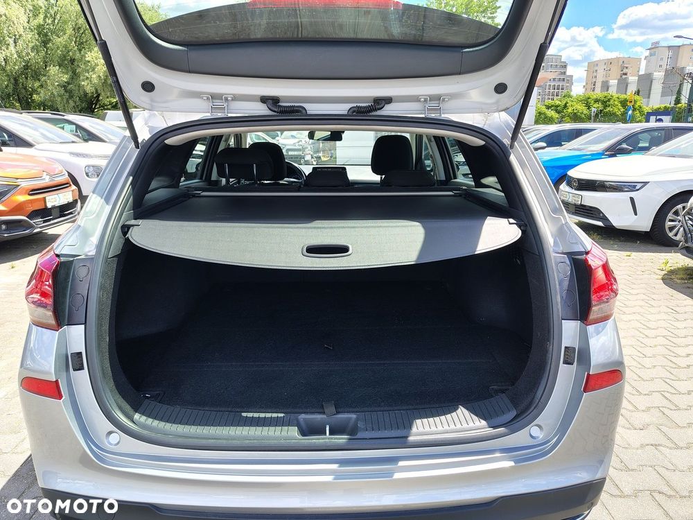 Hyundai i30 1.5 DPI Comfort - 10