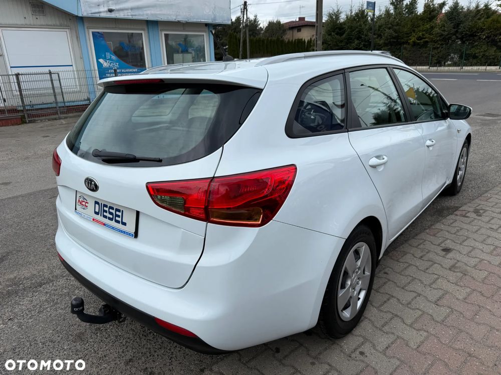 Kia Ceed 1.6 CRDi L - 10