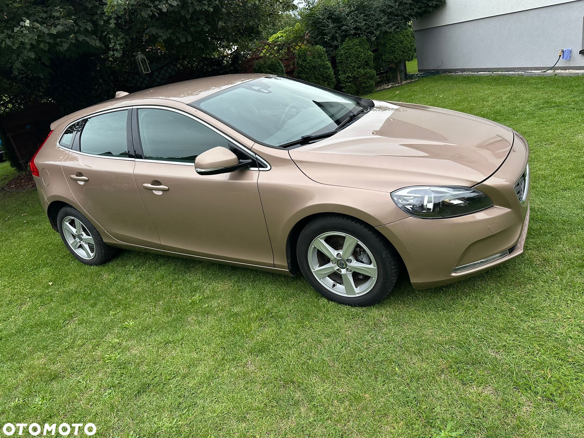 Volvo V40 - 14