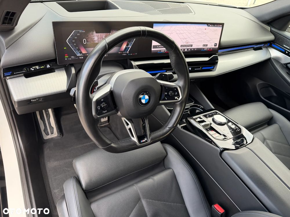 BMW Seria 5 ver-520d-xdrive-mhev-m-sport - 8
