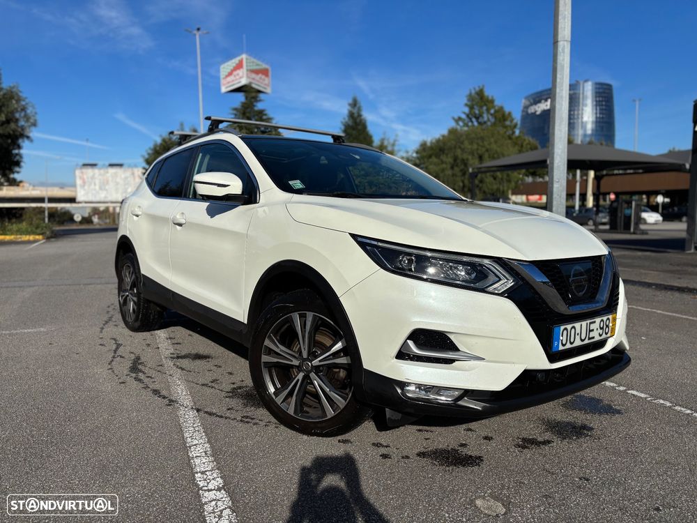 Nissan Qashqai 1.5 dCi N-Connecta Led - 9