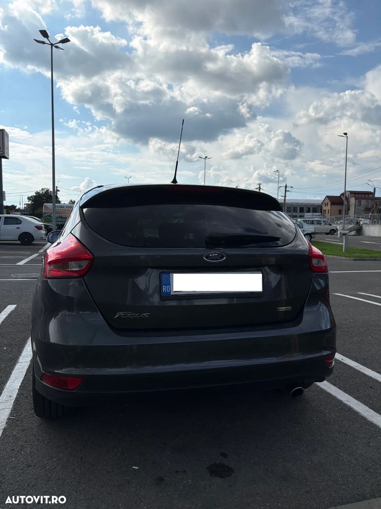 Ford Focus 1.5 EcoBoost Titanium - 9