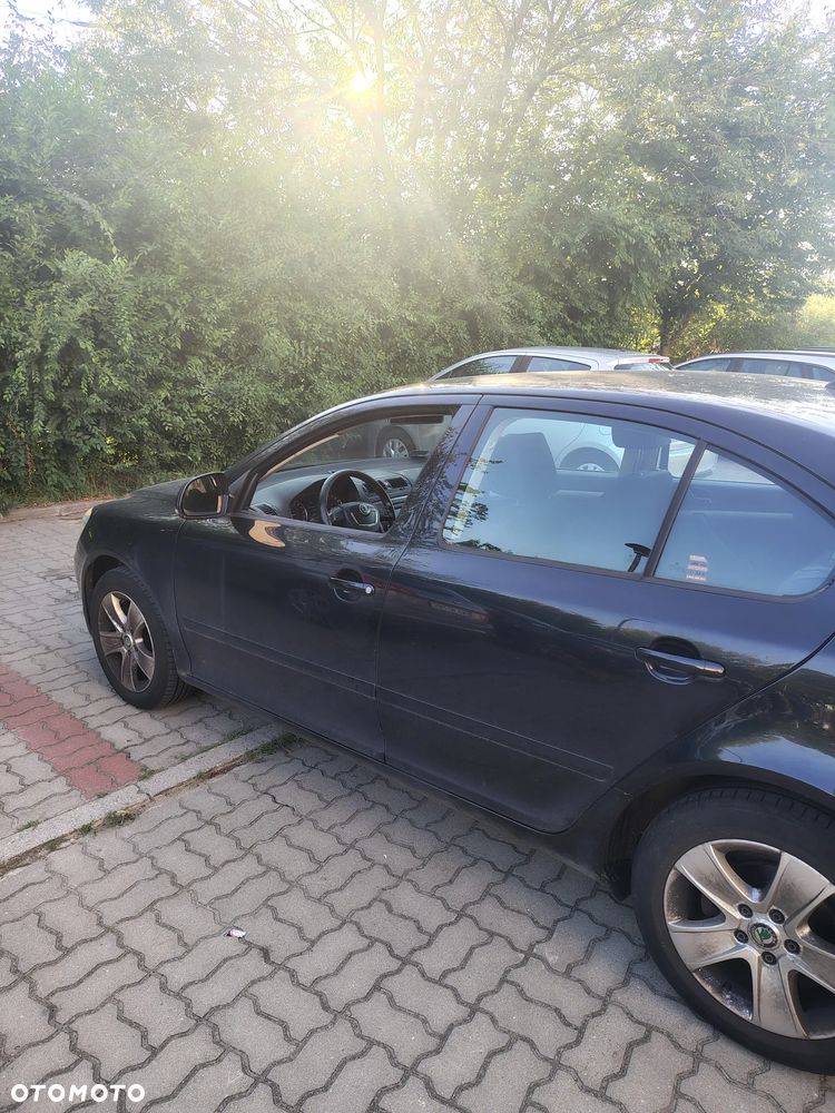 Skoda Octavia 2.0 TDI DPF Ambiente - 5